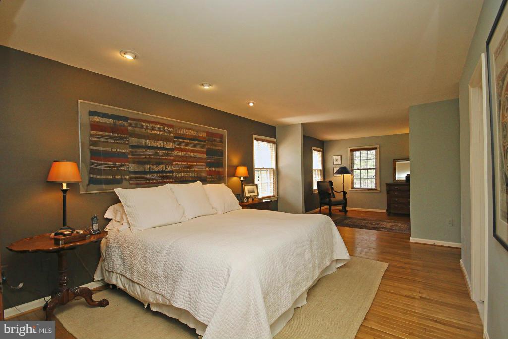 FOXVALE - Residential