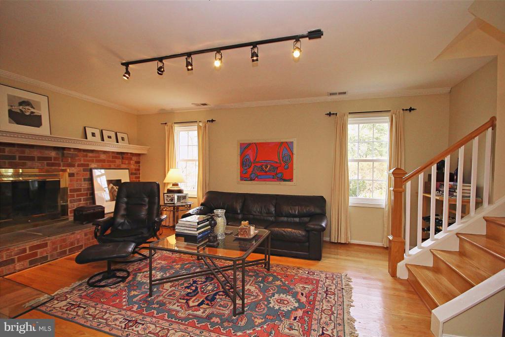 FOXVALE - Residential