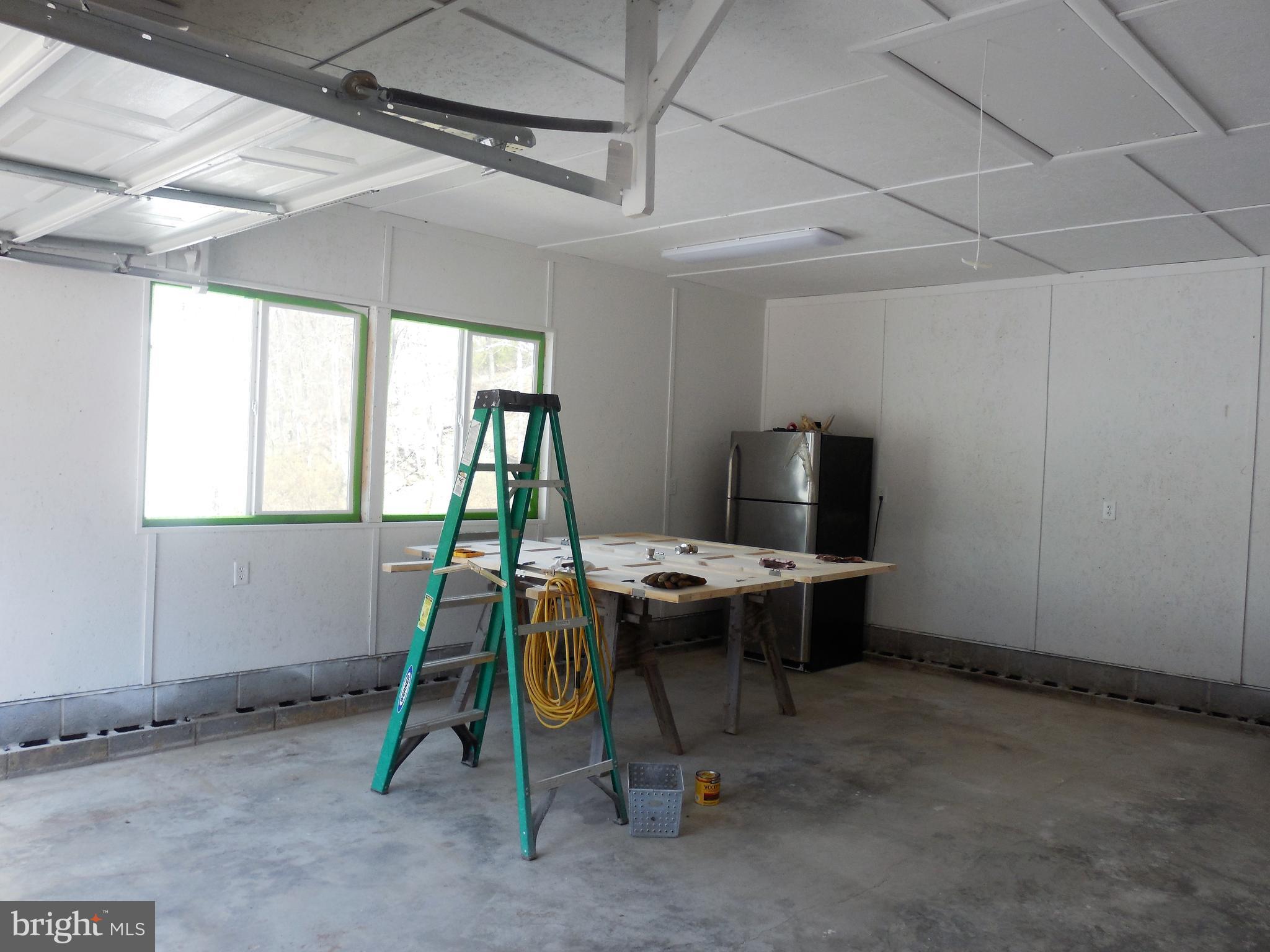 BLUFFS ON THE POTOMAC - Residential