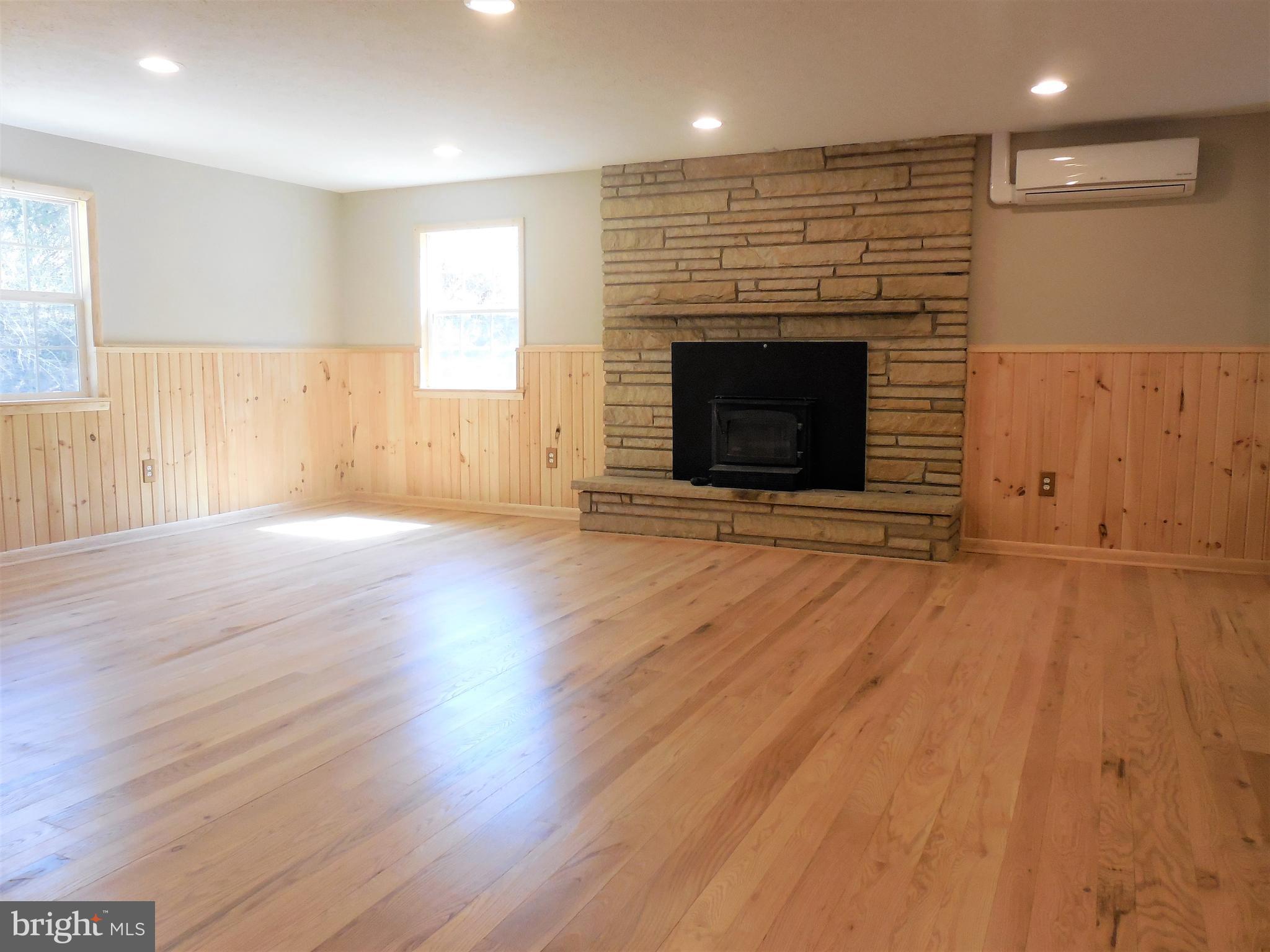 BLUFFS ON THE POTOMAC - Residential