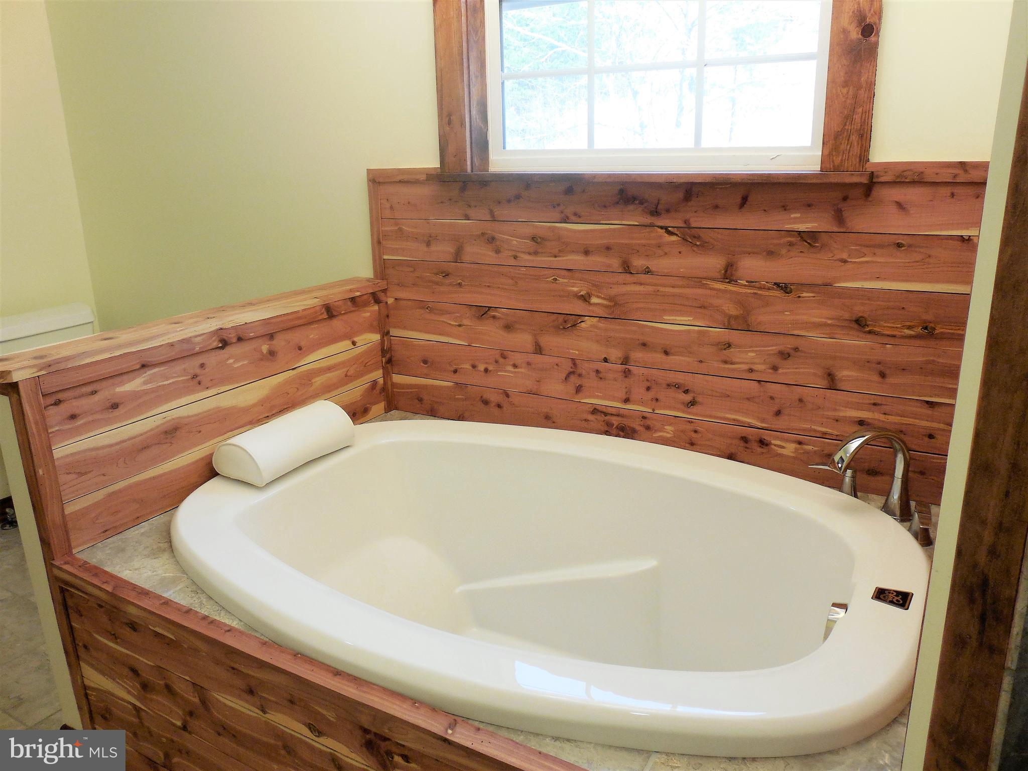 BLUFFS ON THE POTOMAC - Residential