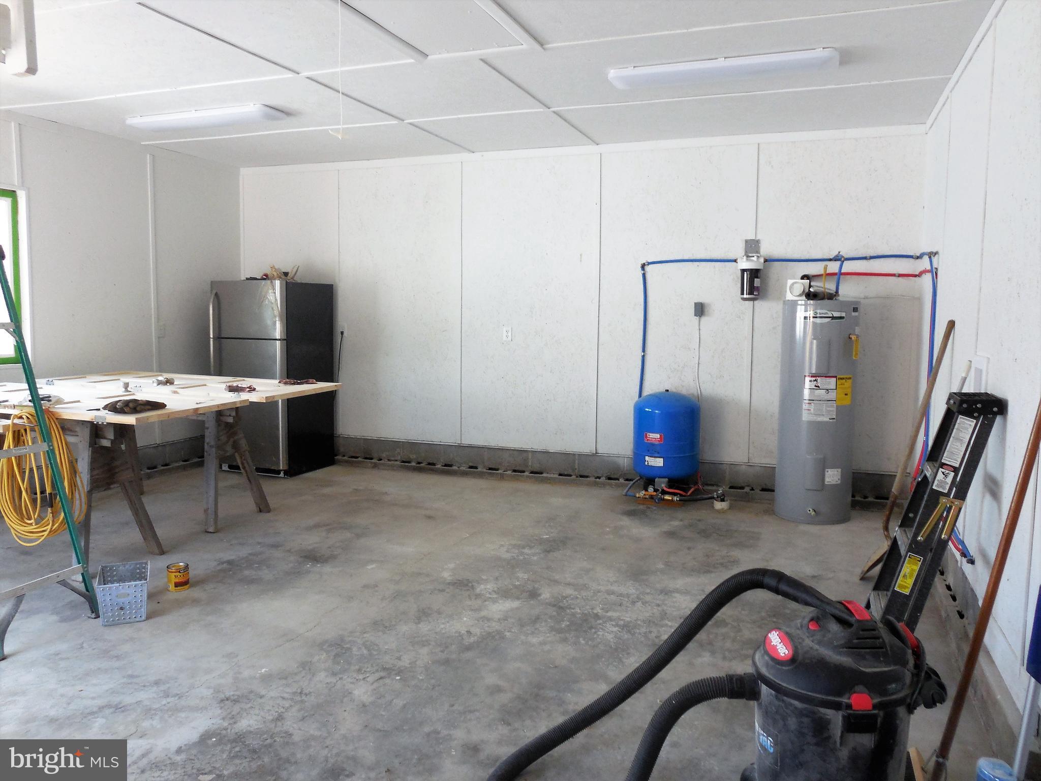 BLUFFS ON THE POTOMAC - Residential