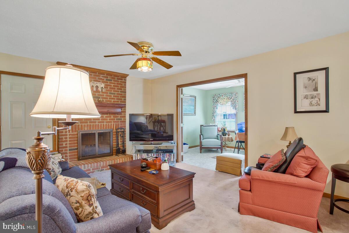 BERRY HILL MANOR - Residential