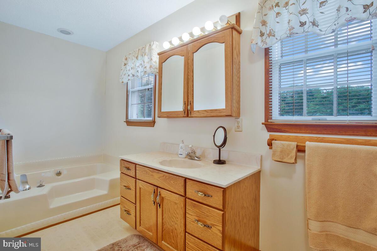 BERRY HILL MANOR - Residential