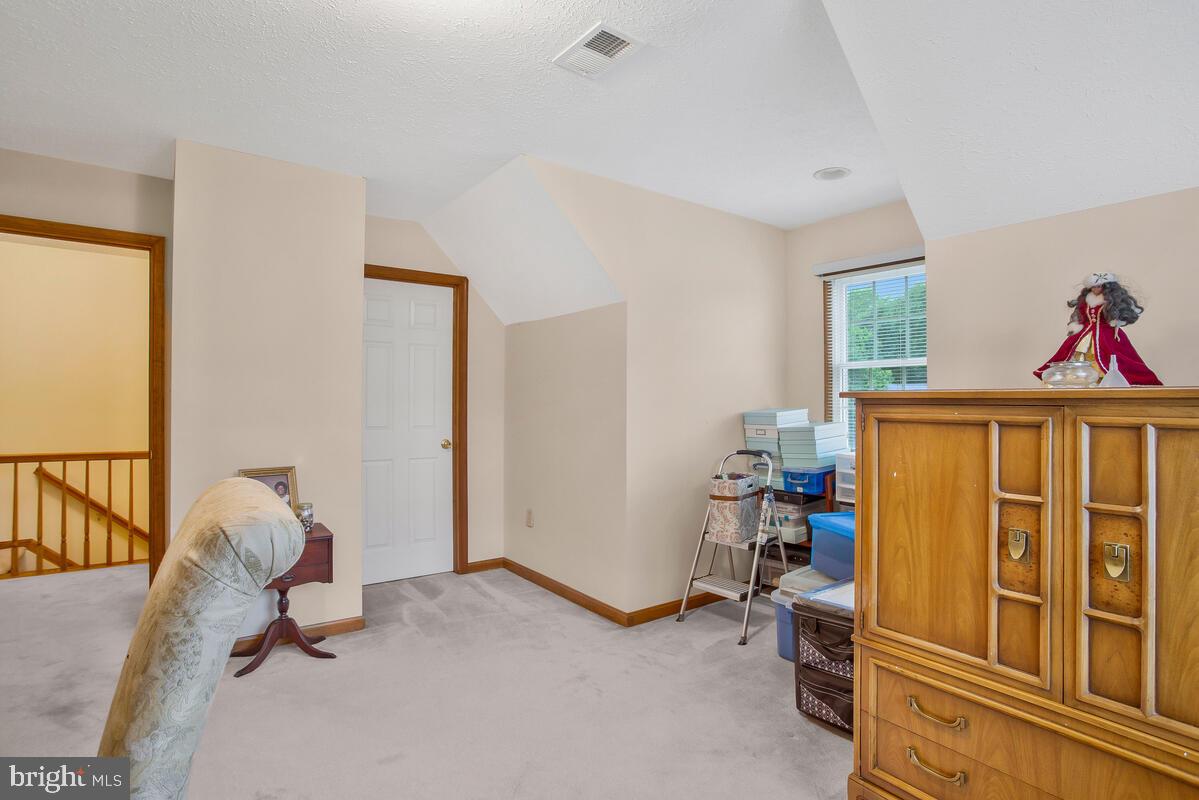 BERRY HILL MANOR - Residential