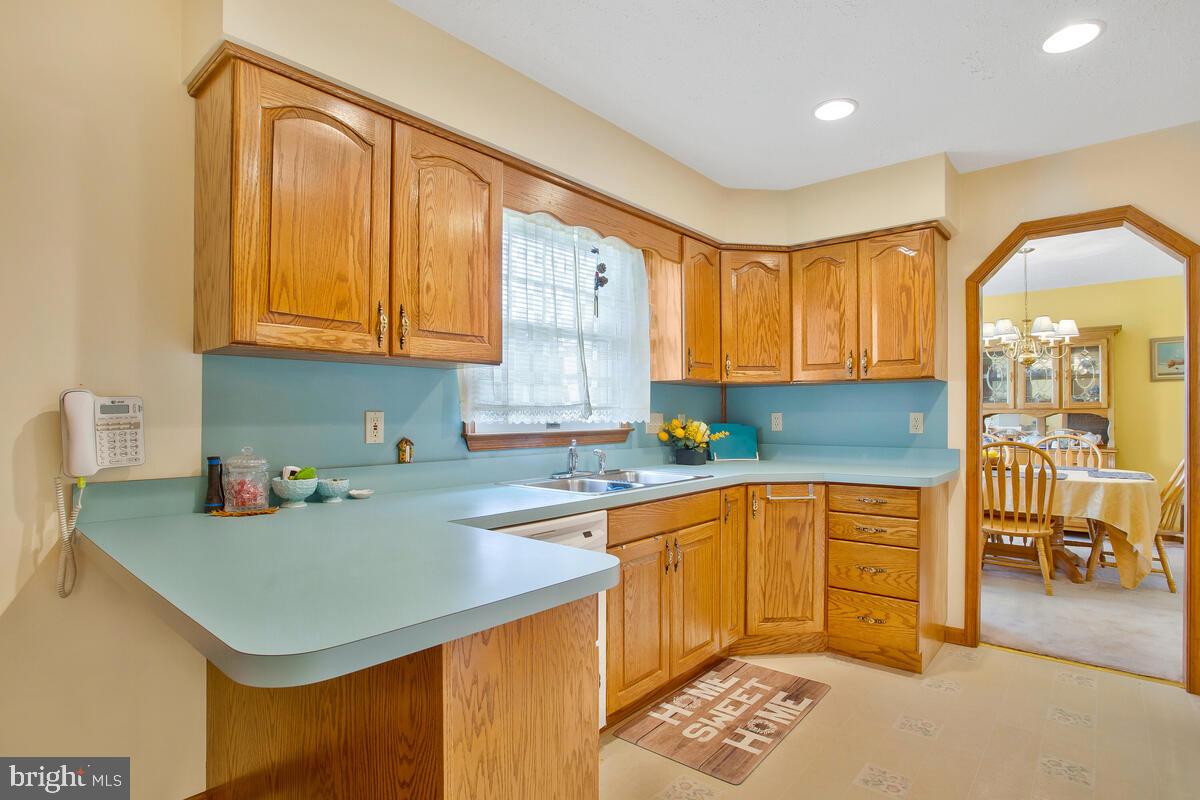 BERRY HILL MANOR - Residential