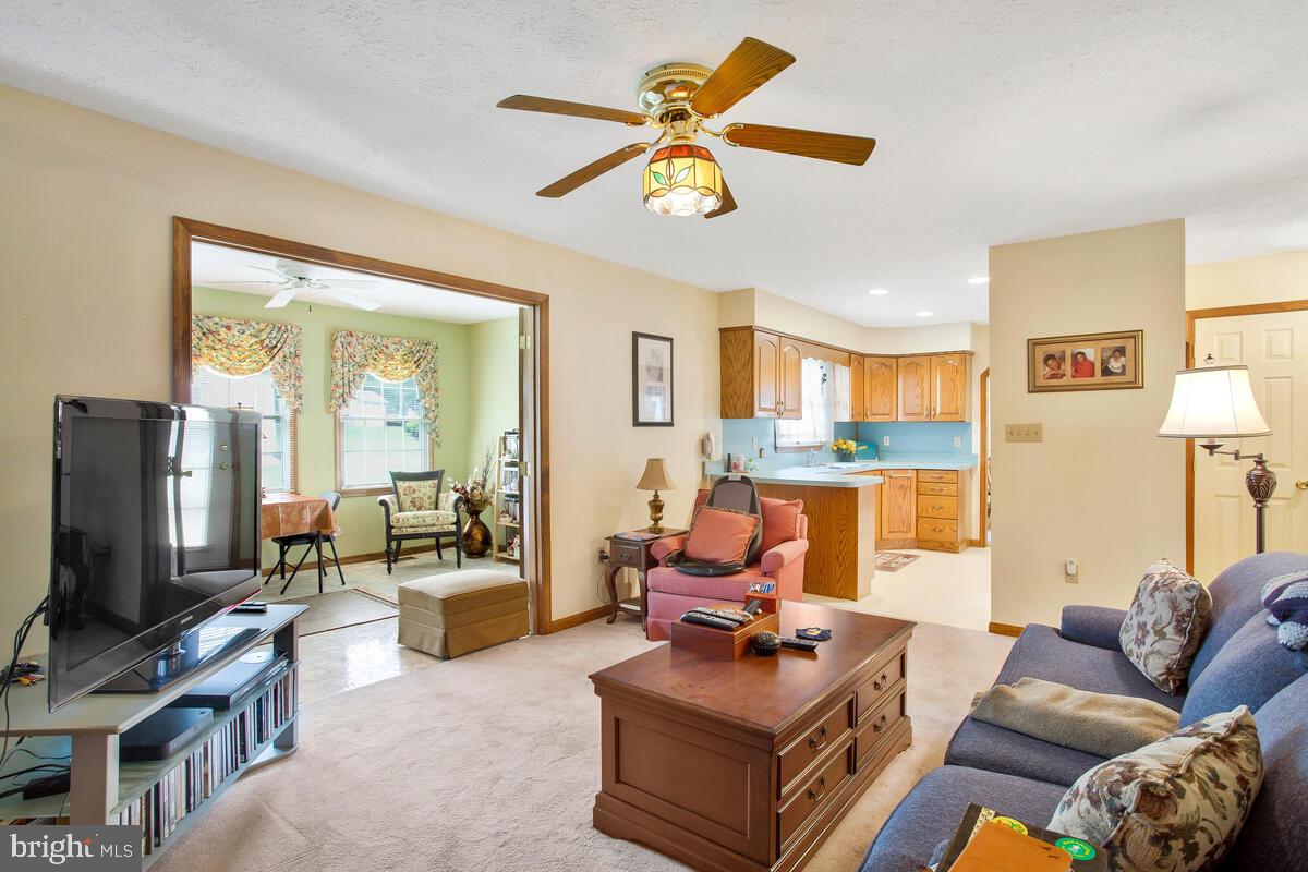 BERRY HILL MANOR - Residential