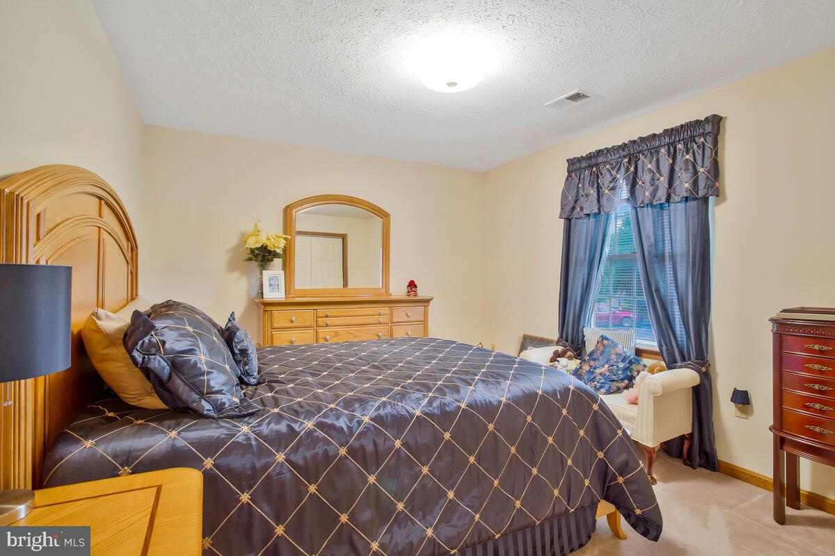 BERRY HILL MANOR - Residential