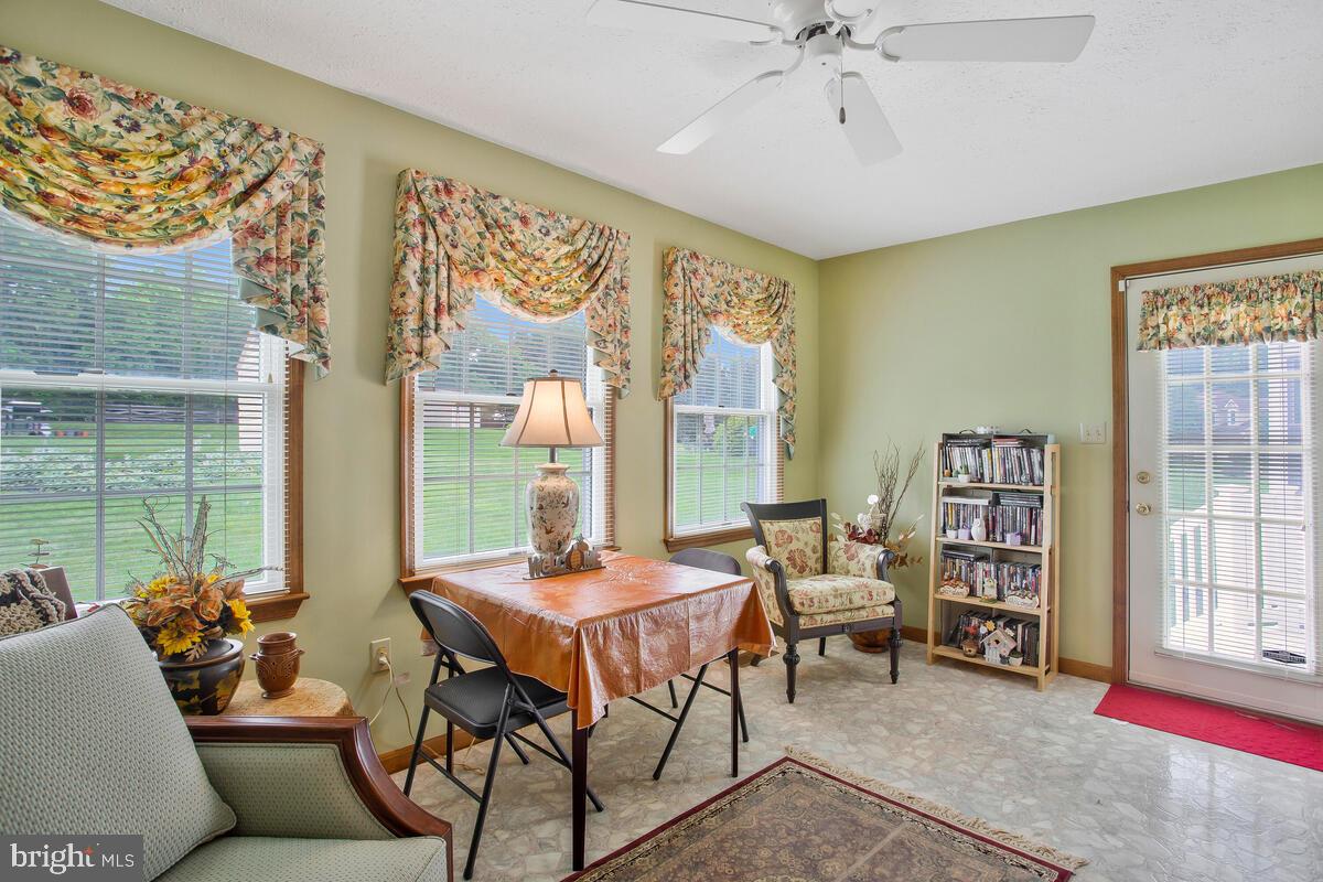 BERRY HILL MANOR - Residential