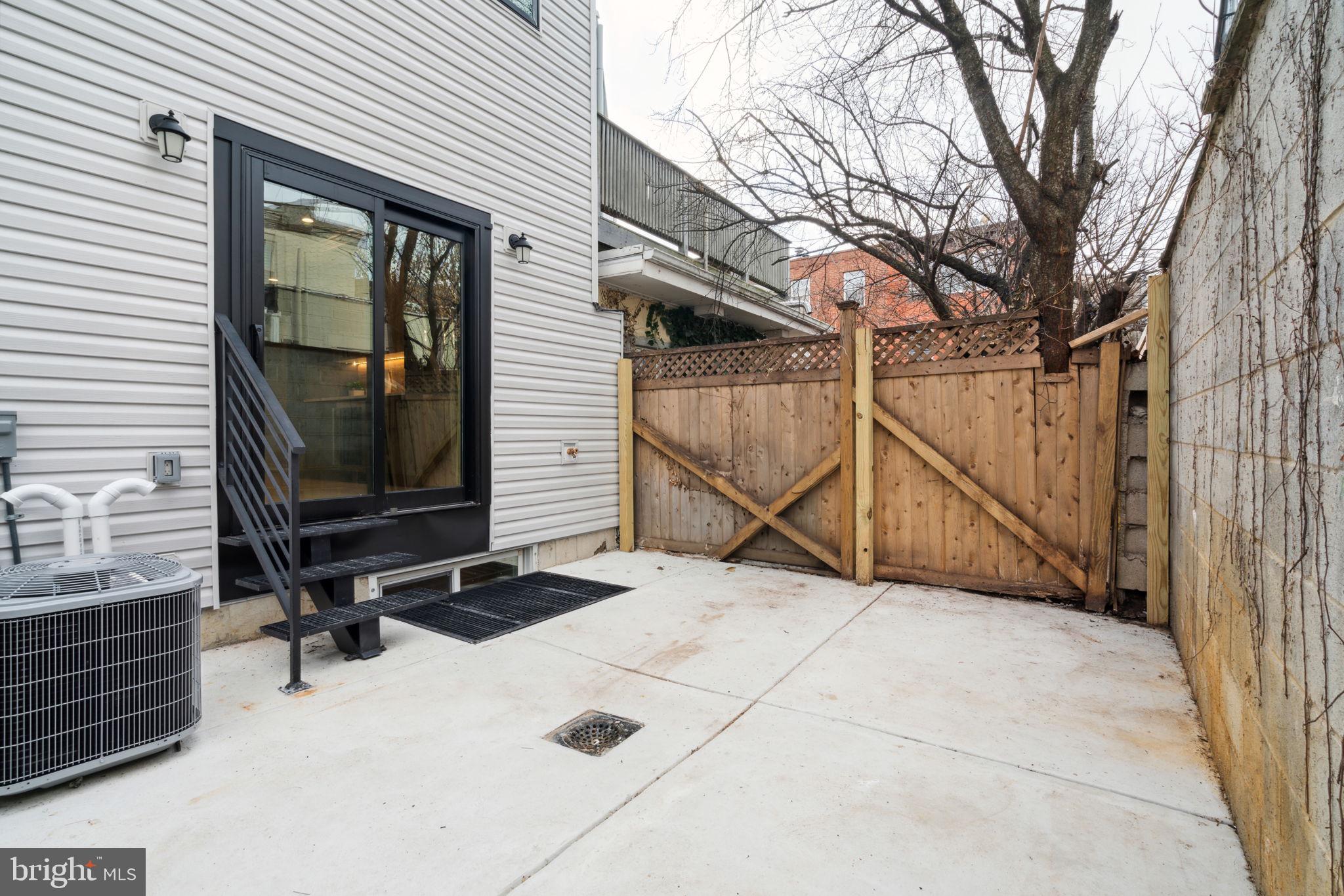 GRADUATE HOSPITAL - Residential