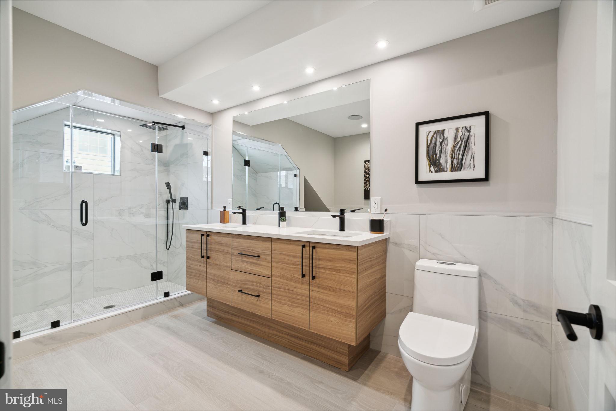 GRADUATE HOSPITAL - Residential