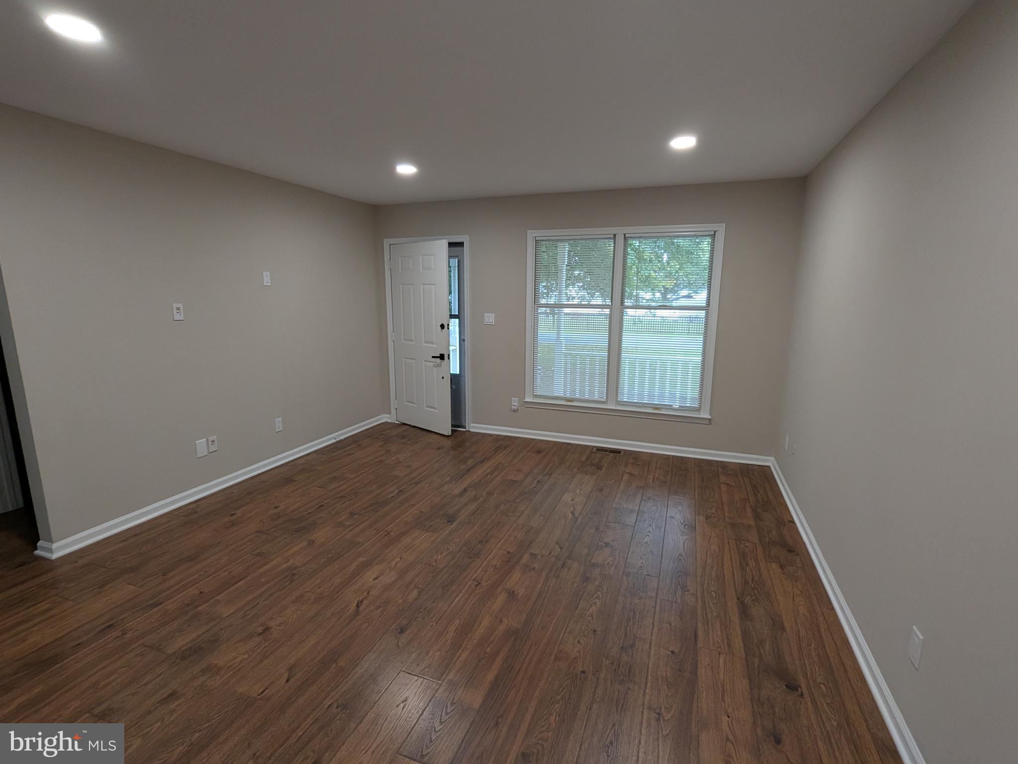 HARBOR VIEW - Residential Lease