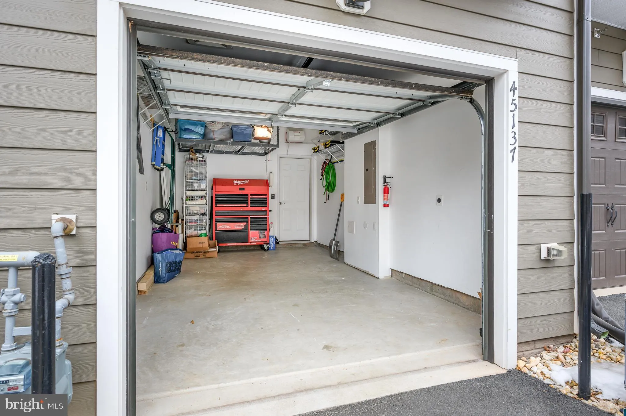 Sterling, Virginia 20166, United States, 3 Bedrooms Bedrooms, ,3 BathroomsBathrooms,Residential,Contingent,11120