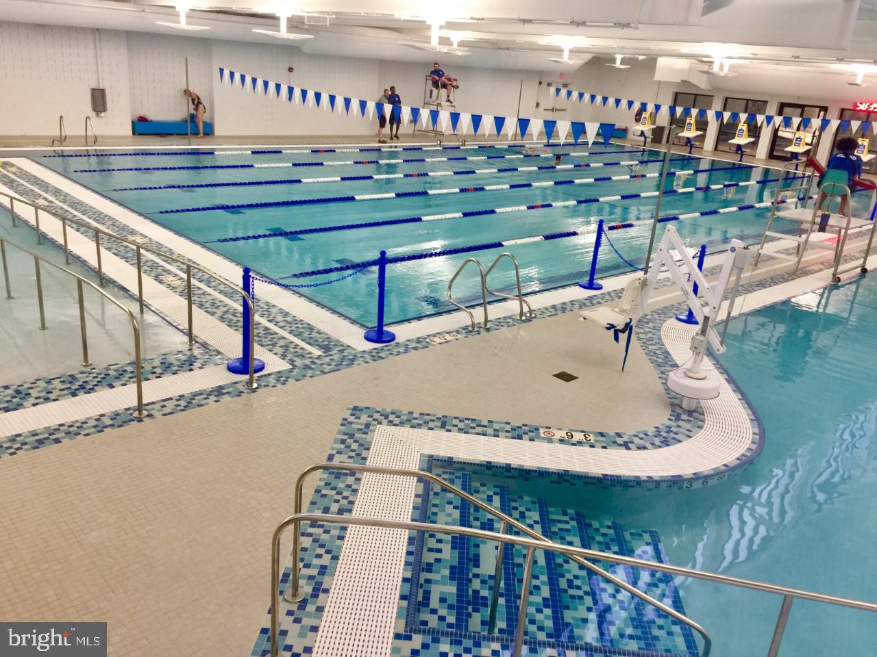 EDGEWATER AT TOWN CENTER - Residential Lease