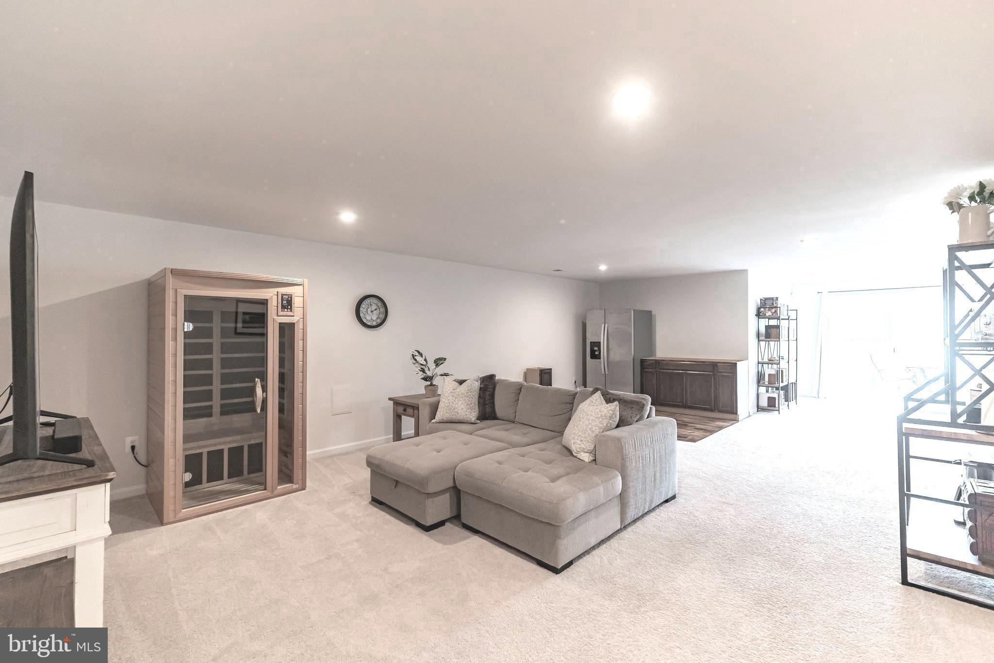 EMBREY MILL - Residential