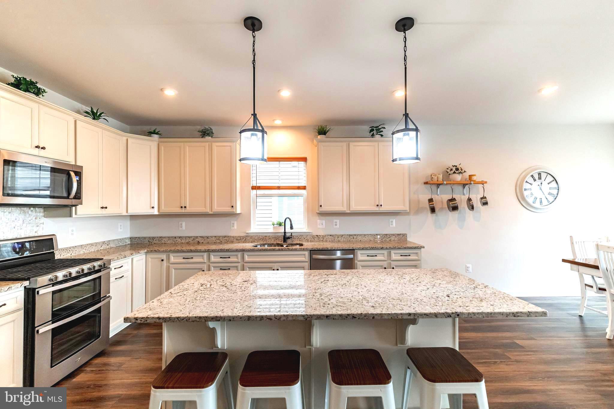 EMBREY MILL - Residential