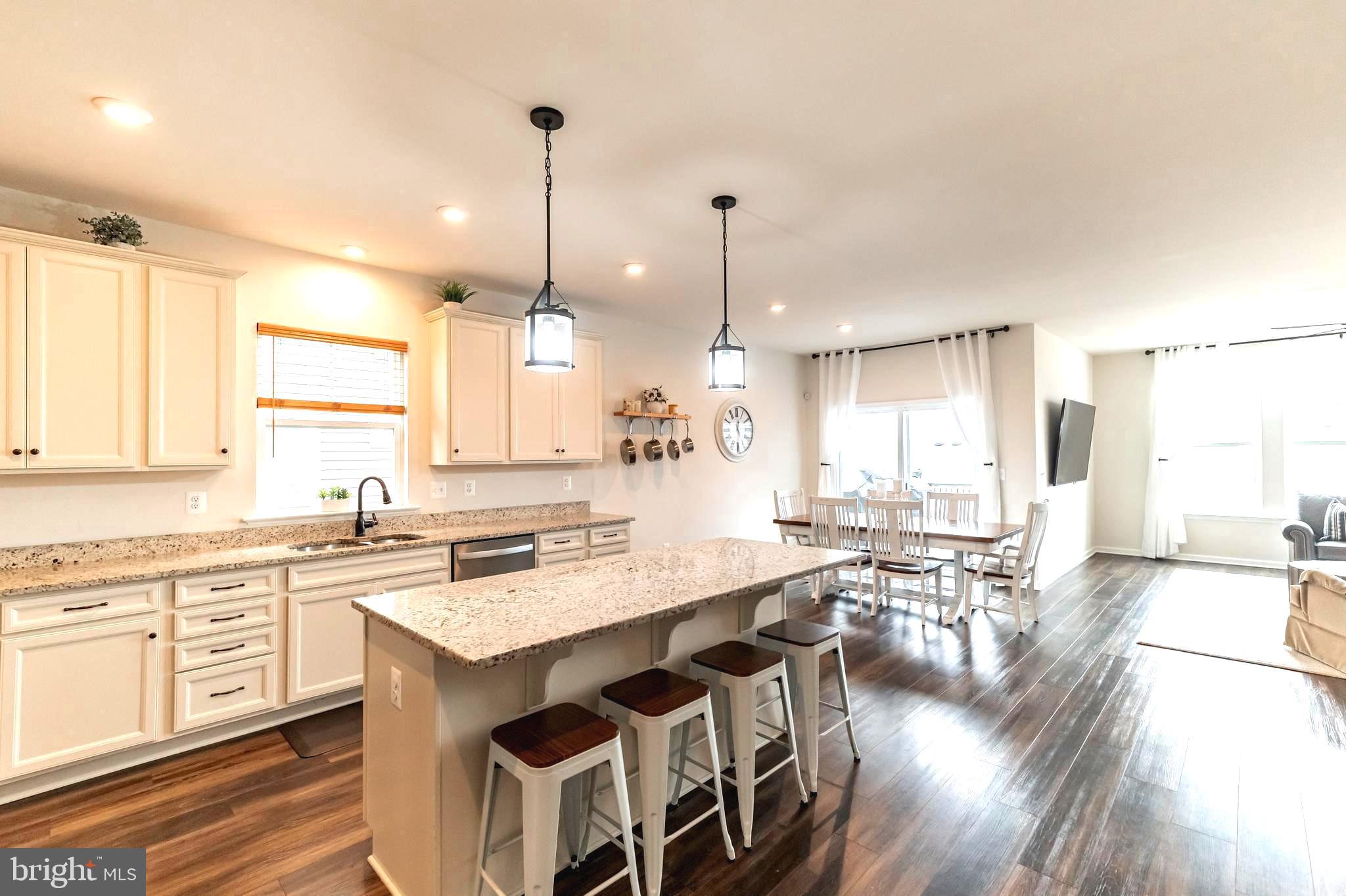 EMBREY MILL - Residential