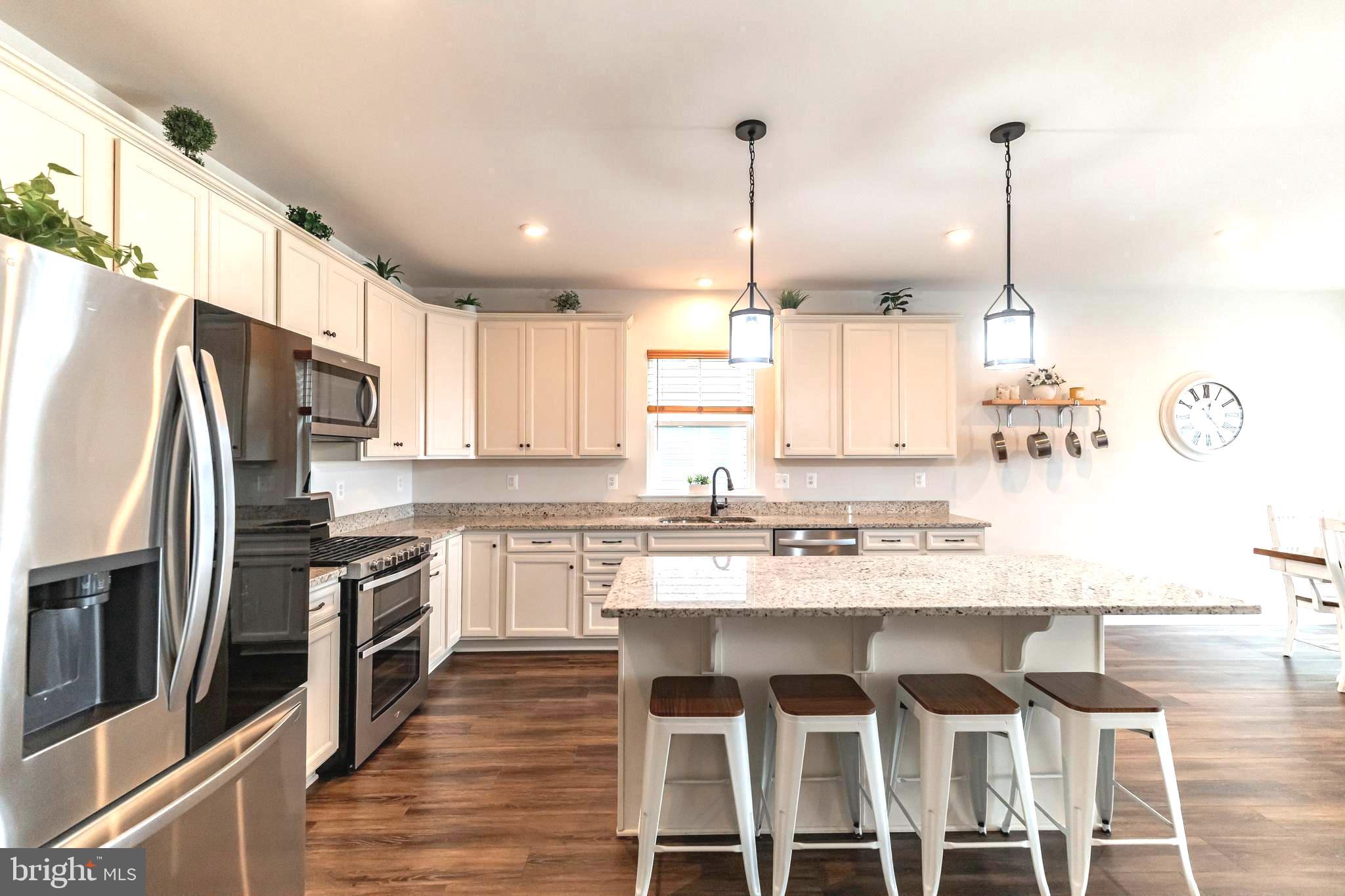 EMBREY MILL - Residential