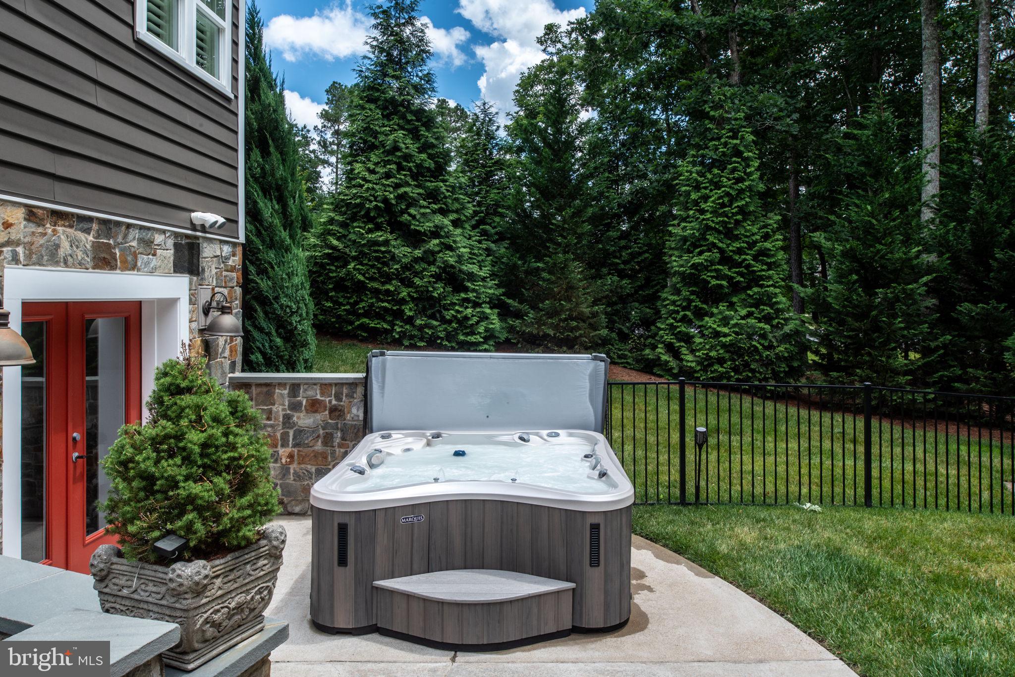 FAWN LAKE - Residential