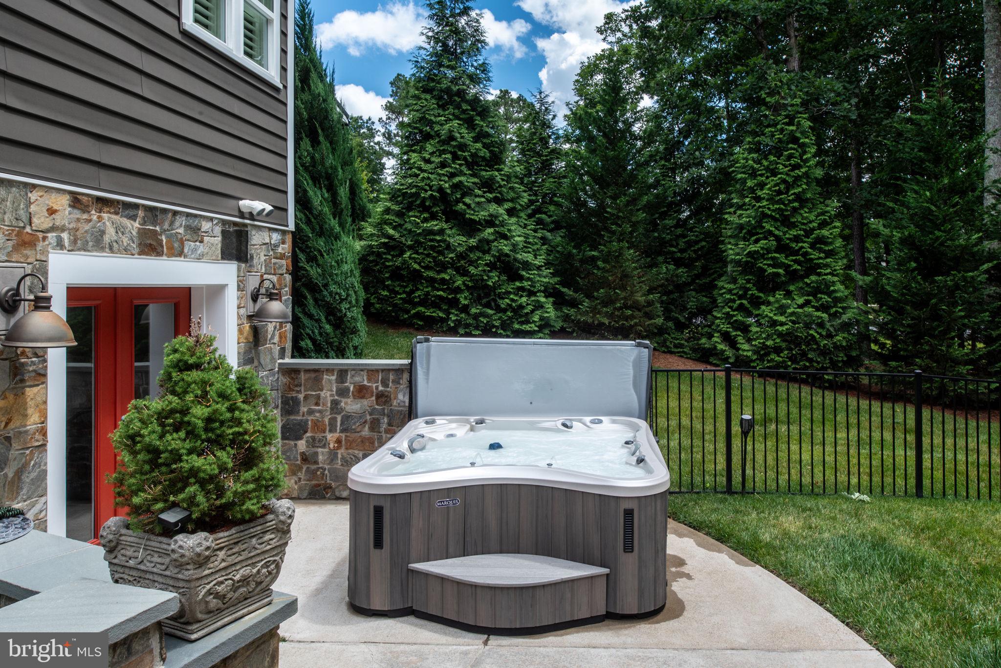 FAWN LAKE - Residential