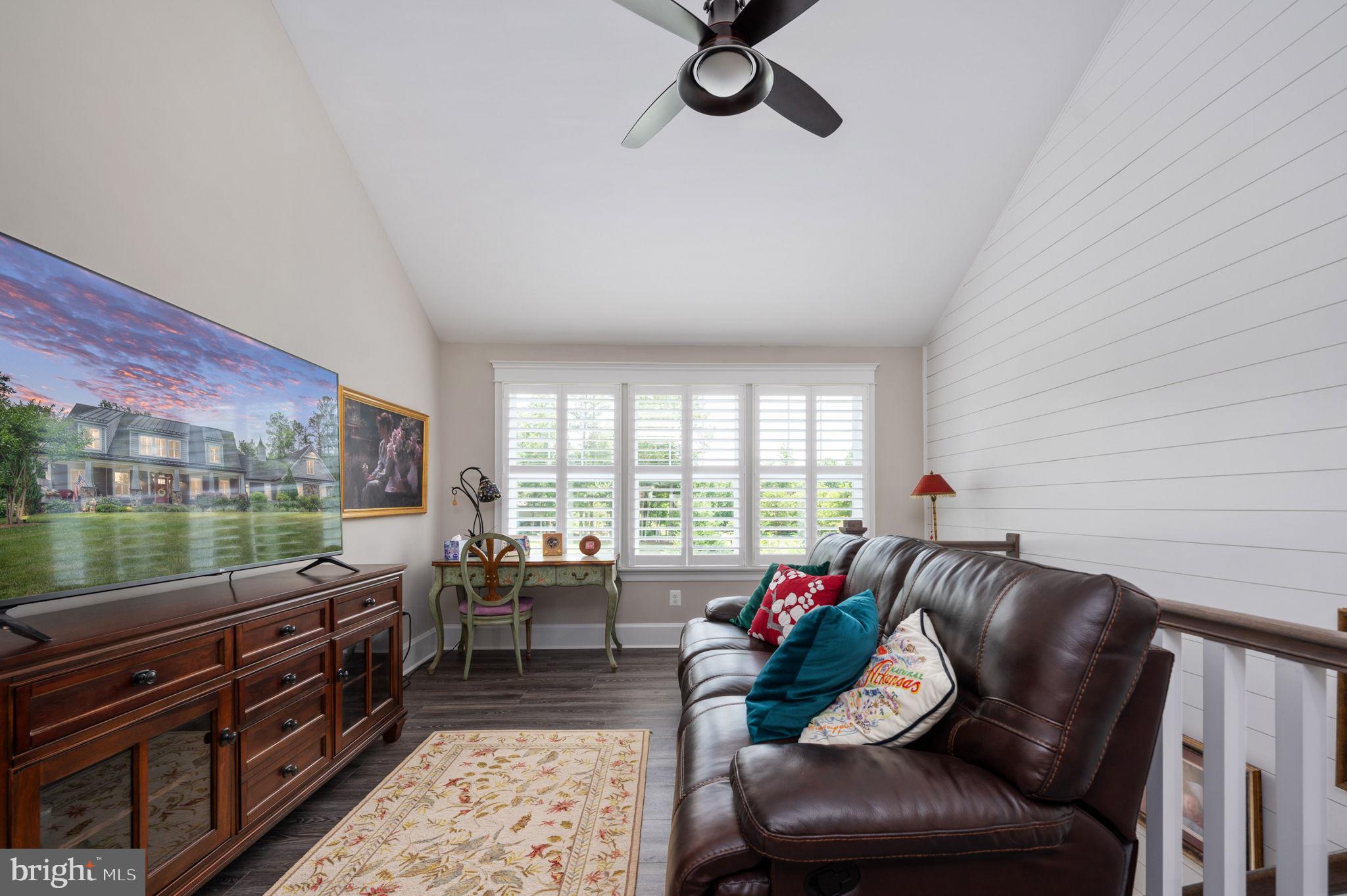 FAWN LAKE - Residential