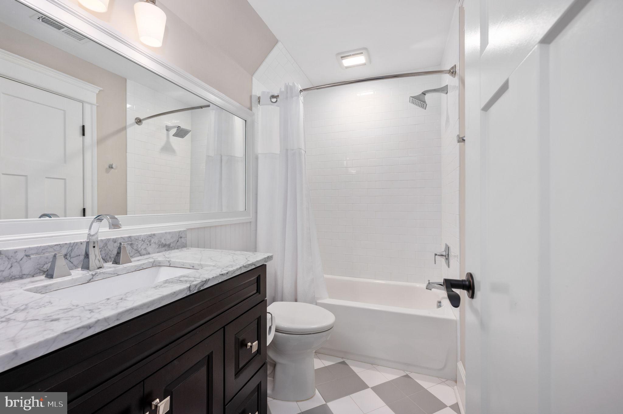 FAWN LAKE - Residential