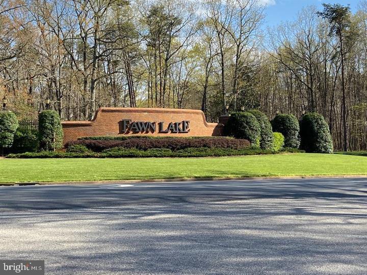 FAWN LAKE - Residential