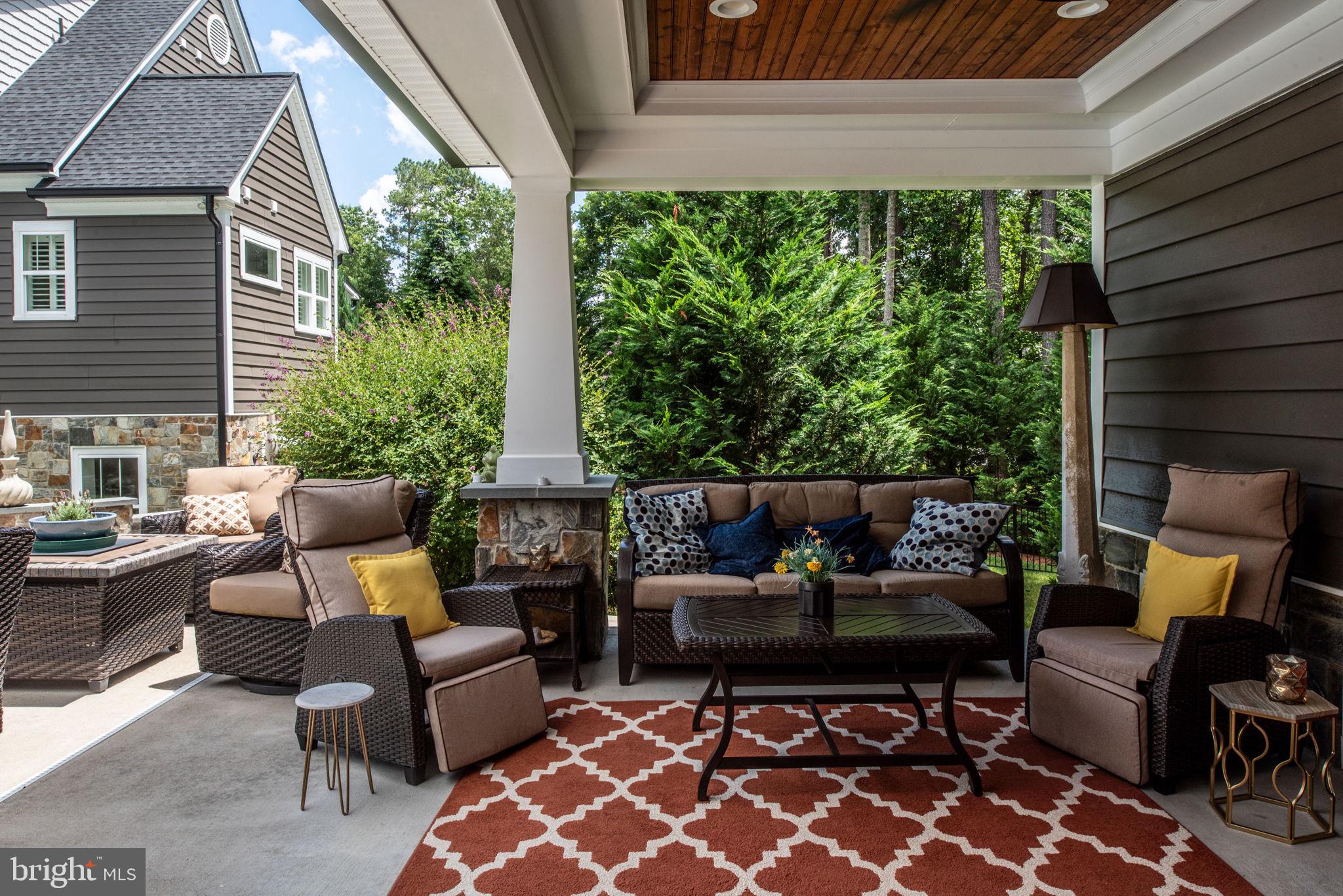 FAWN LAKE - Residential