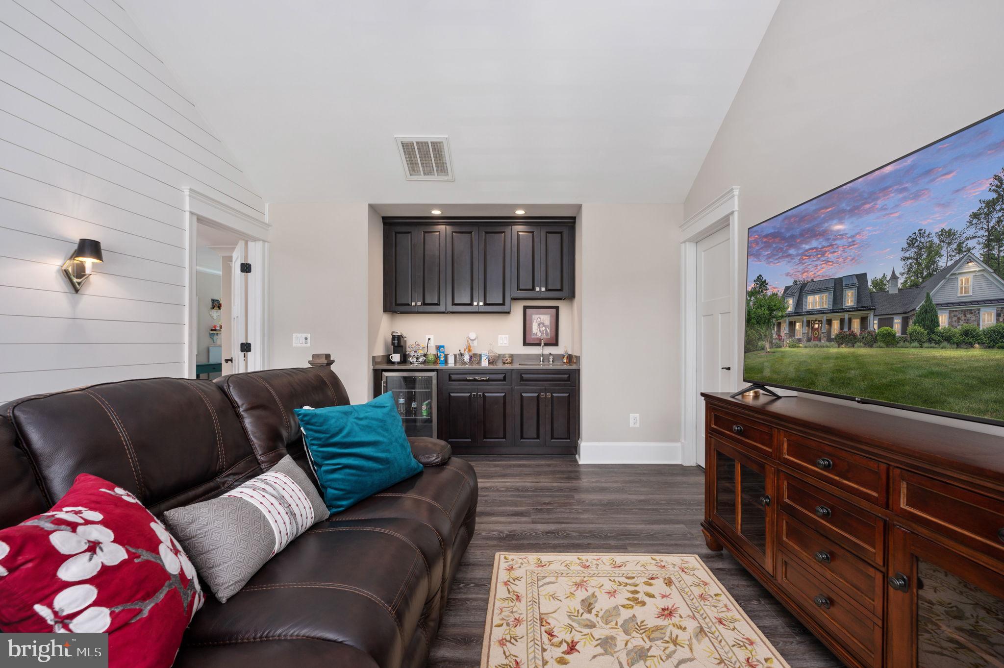 FAWN LAKE - Residential