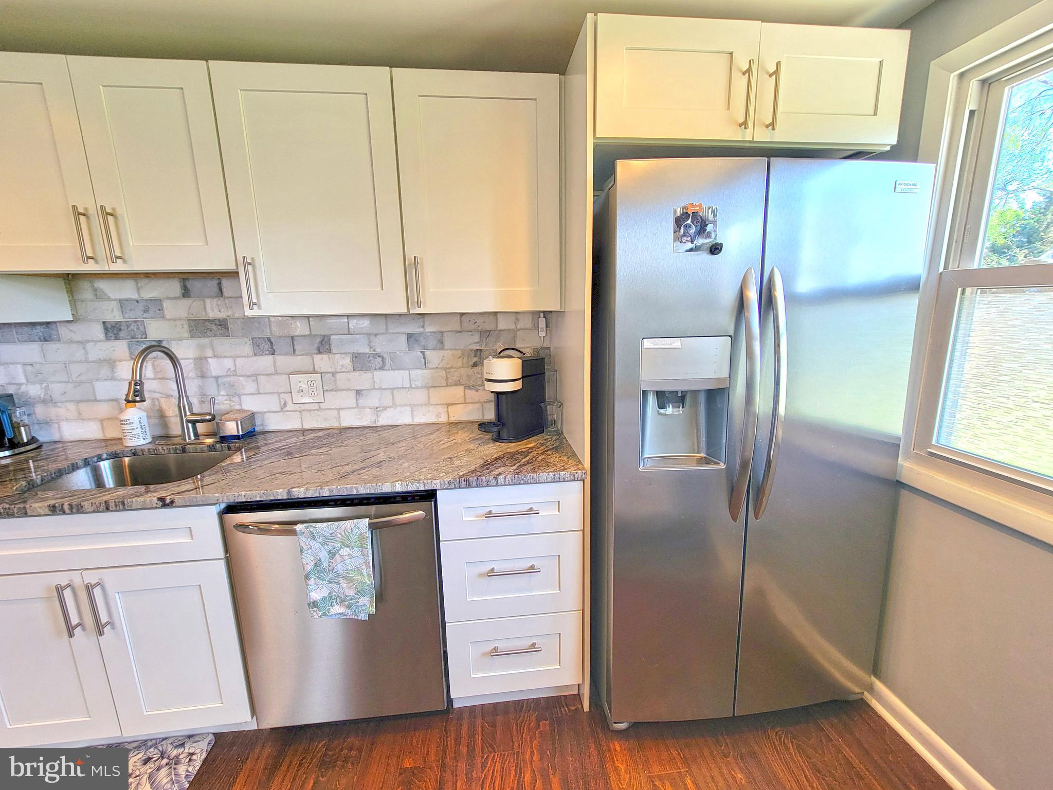 CAMELOT ESTS - Residential