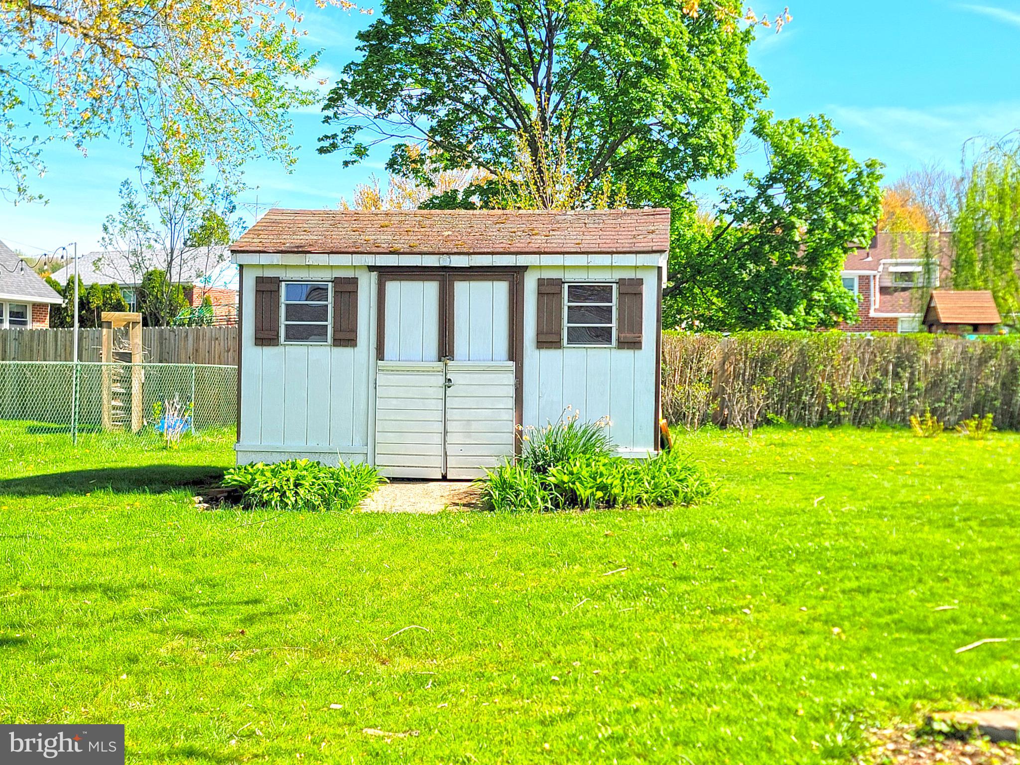 CAMELOT ESTS - Residential