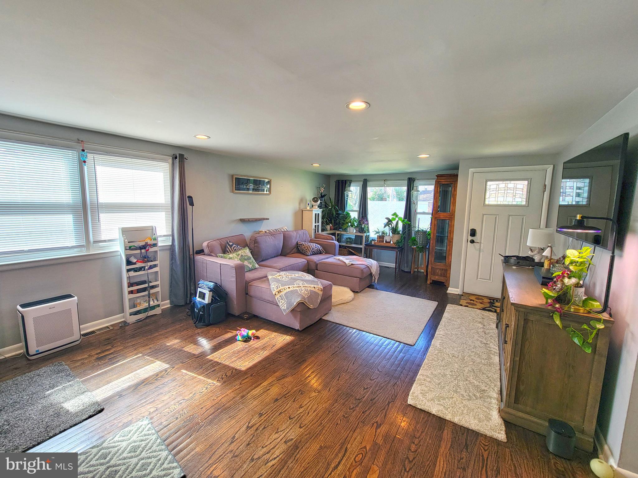 CAMELOT ESTS - Residential