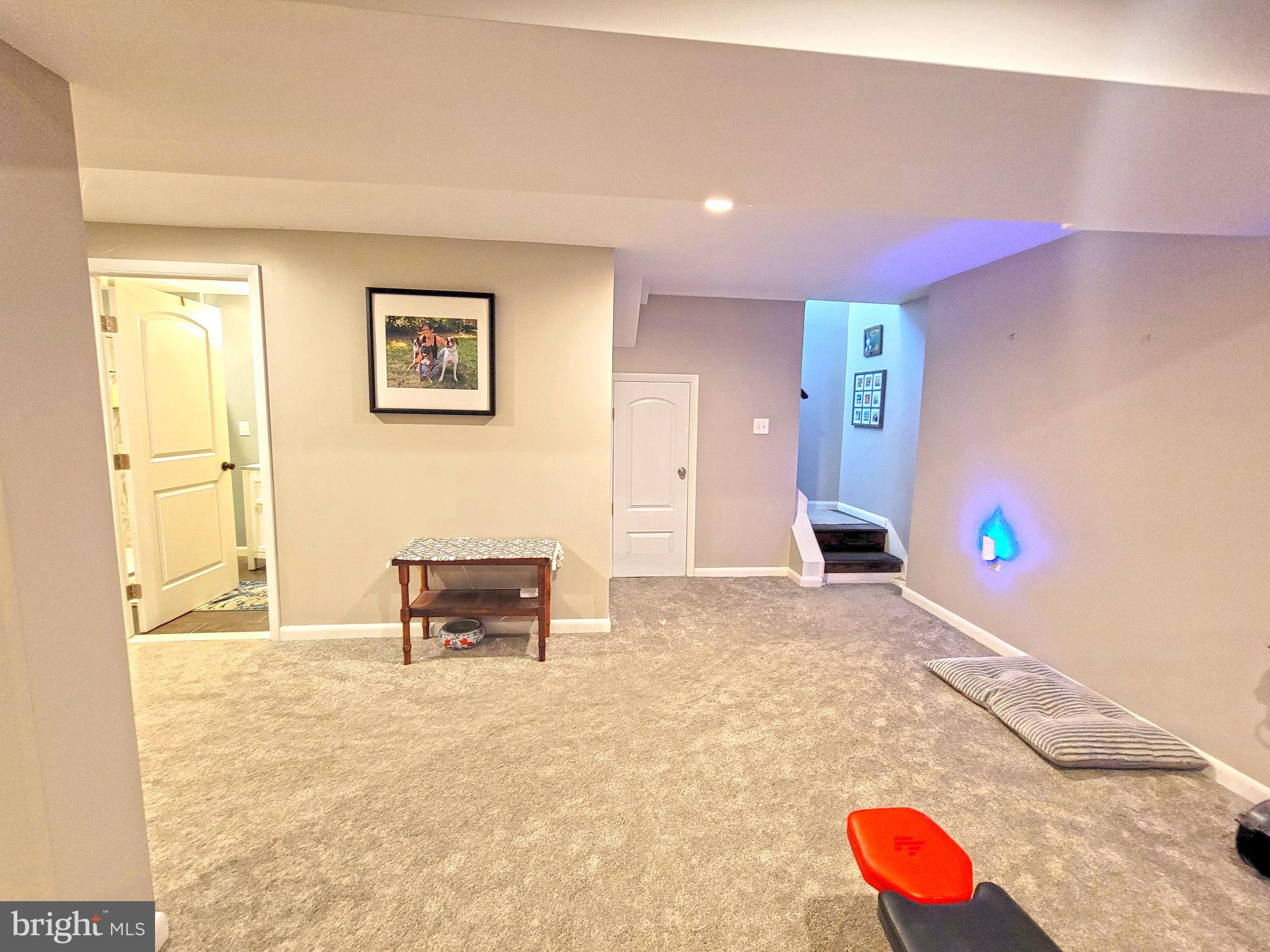 CAMELOT ESTS - Residential