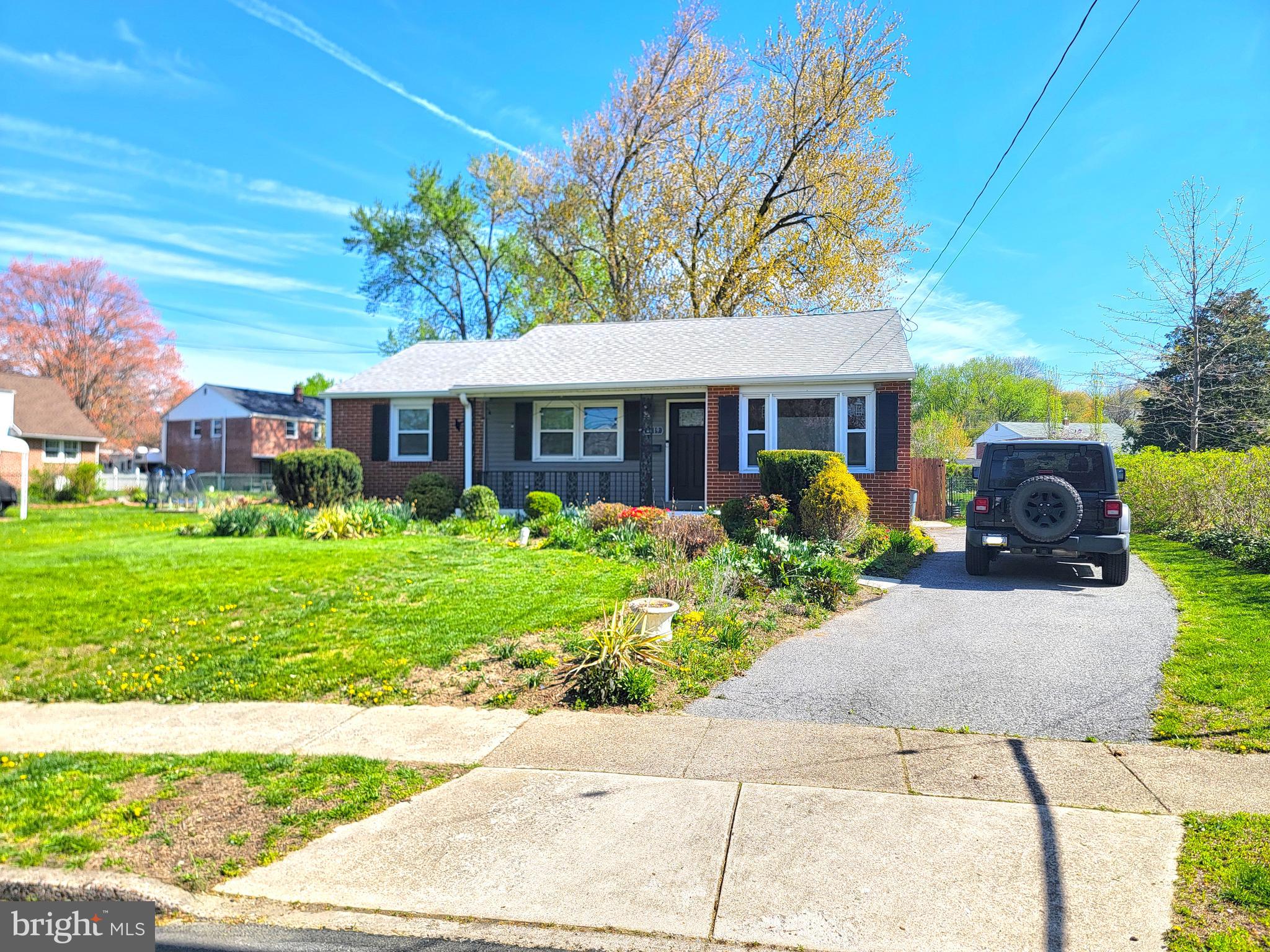 CAMELOT ESTS - Residential