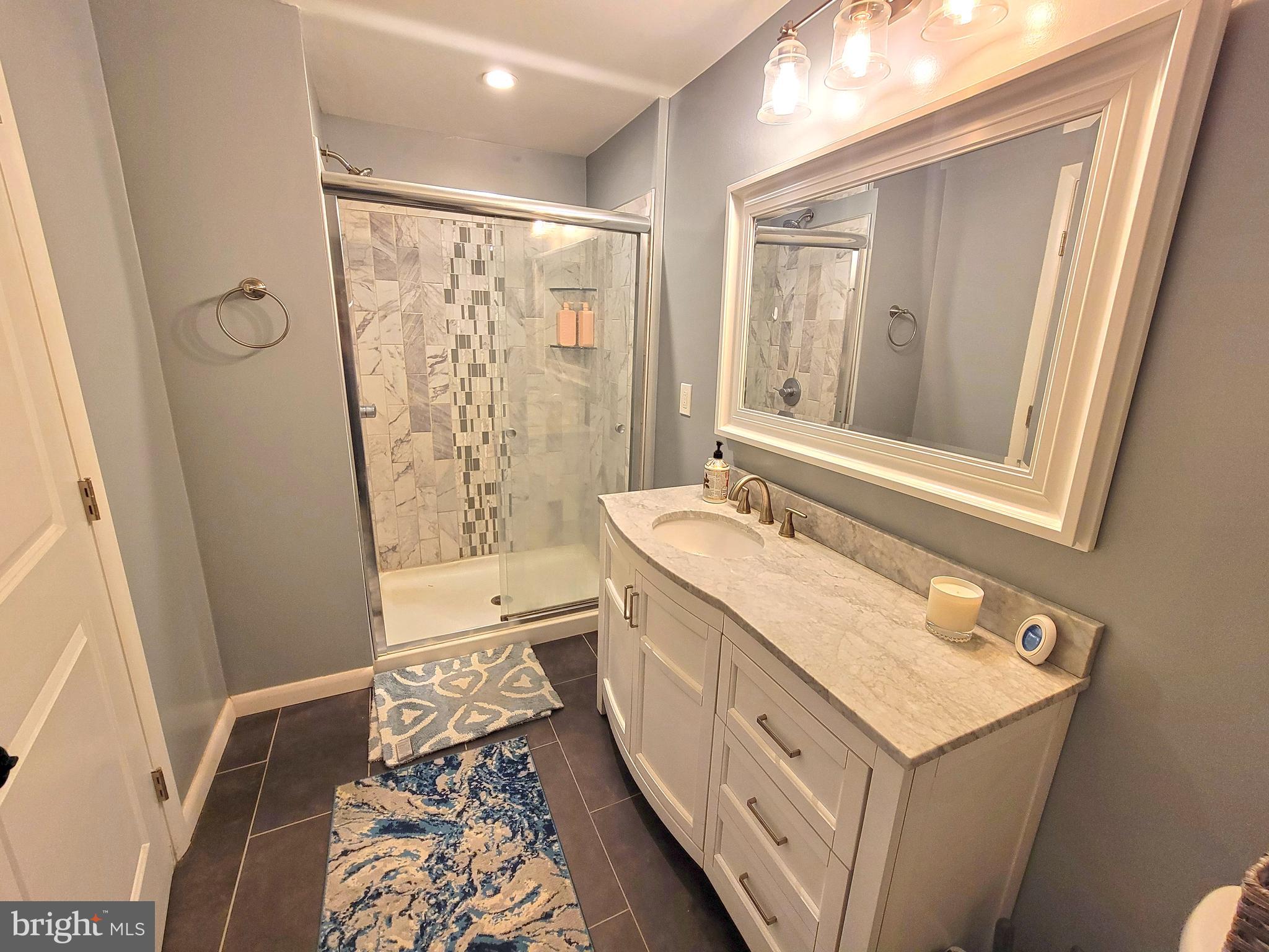 CAMELOT ESTS - Residential