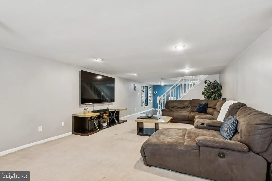 Blackwood, New Jersey 08012, United States, 3 Bedrooms Bedrooms, ,2 BathroomsBathrooms,Residential,Active,256376