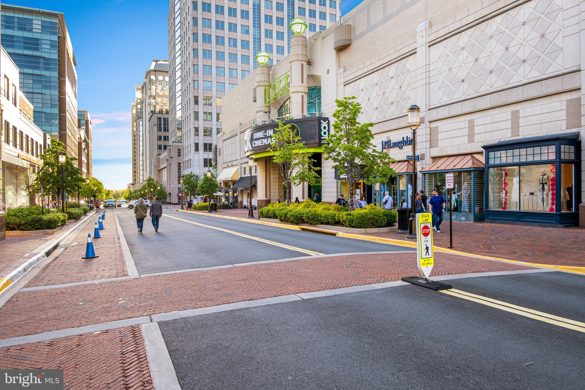 RESTON - Residential Lease