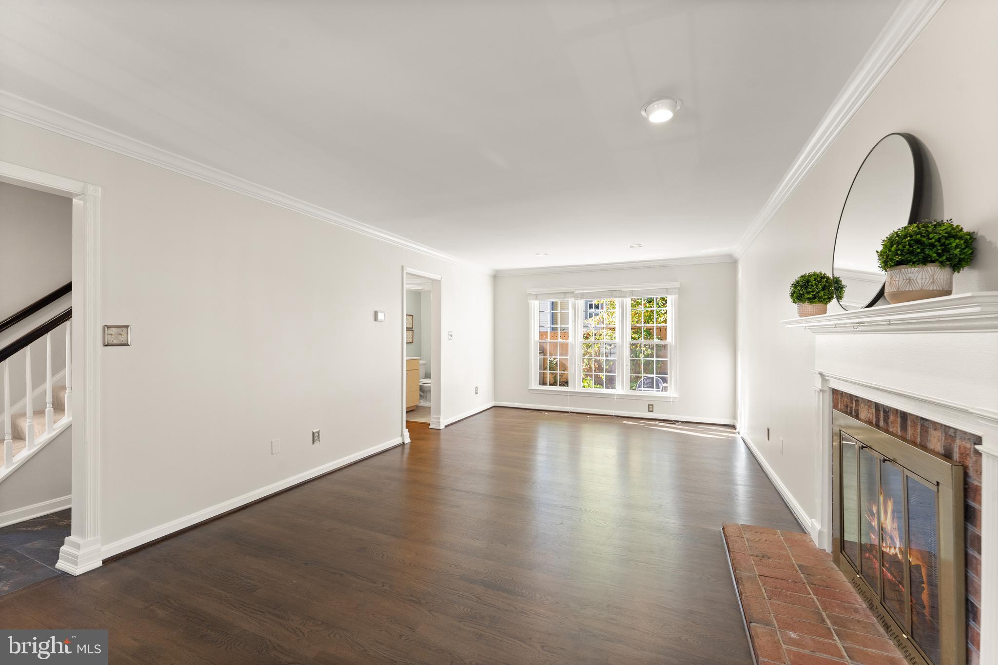 RESTON - Residential Lease