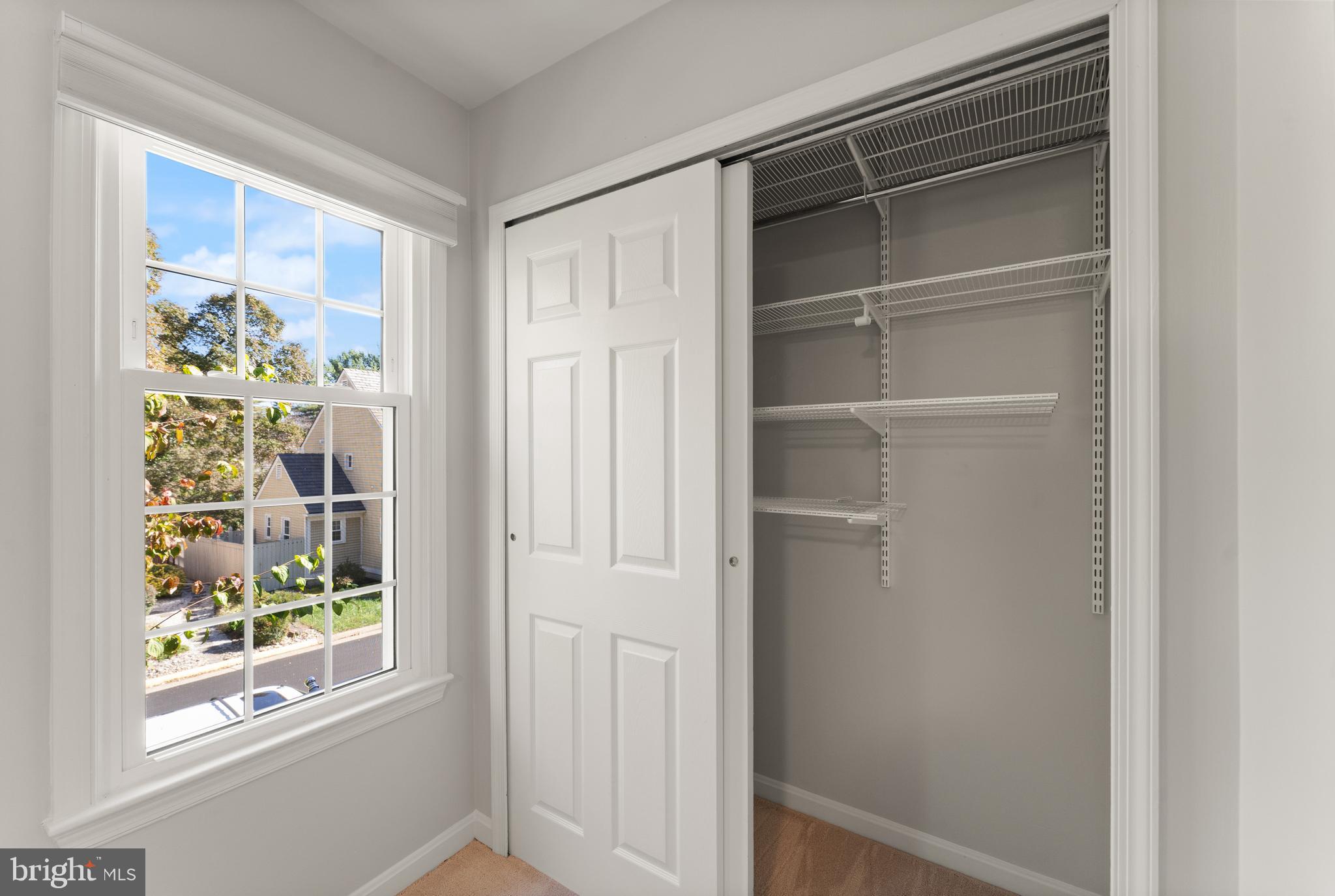 RESTON - Residential Lease