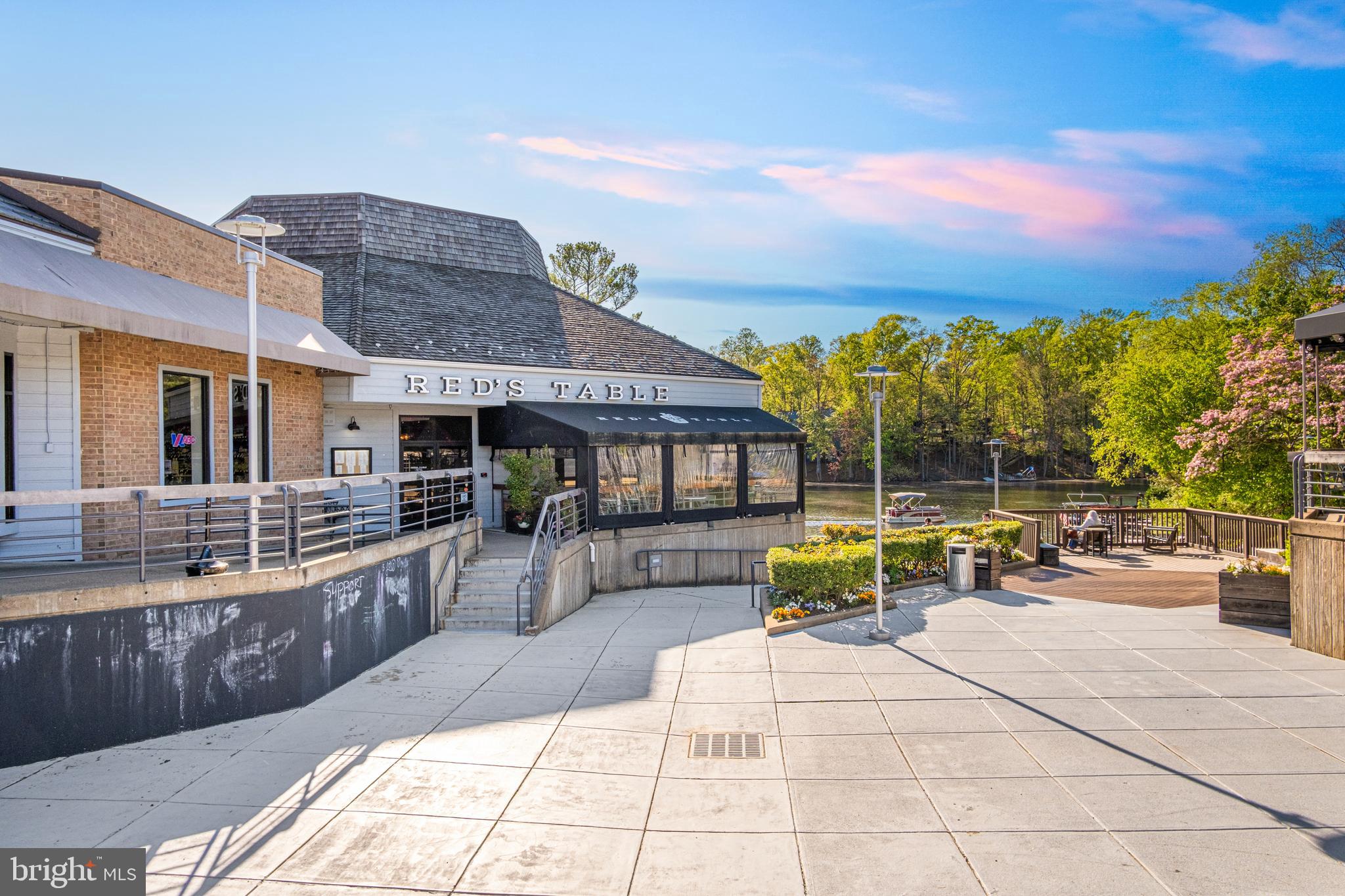 RESTON - Residential Lease