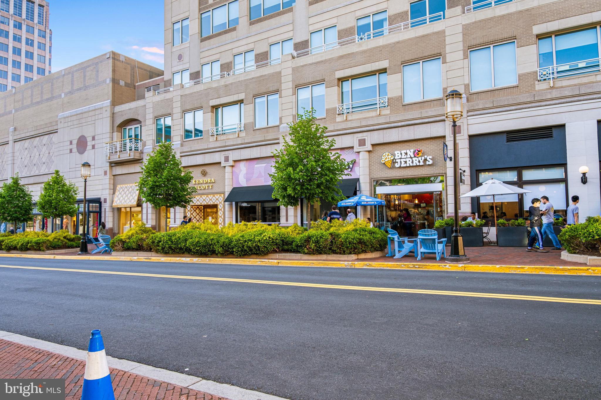 RESTON - Residential Lease