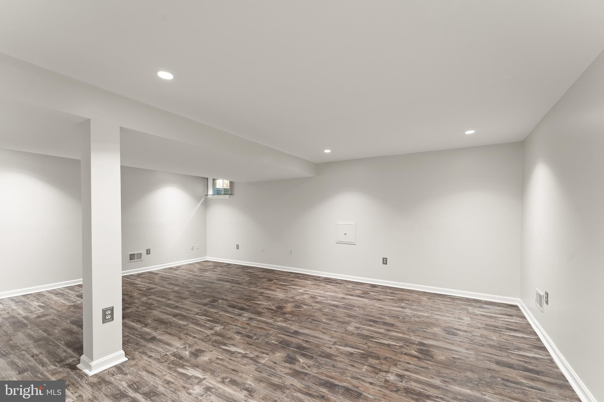 RESTON - Residential Lease