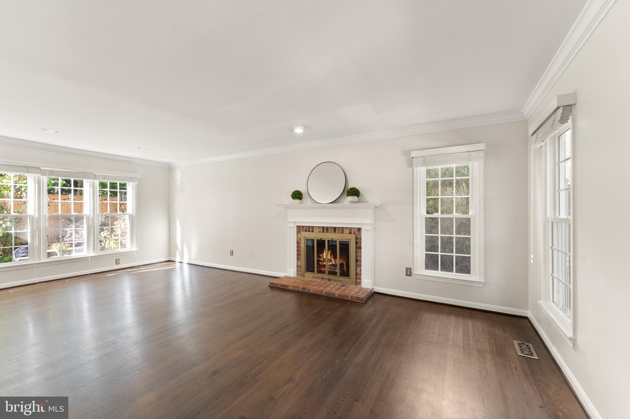 RESTON - Residential Lease