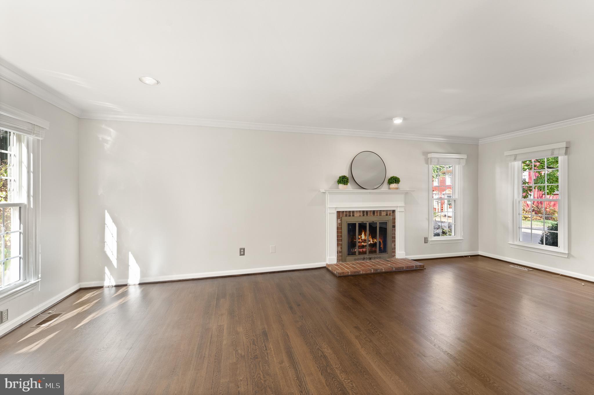RESTON - Residential Lease