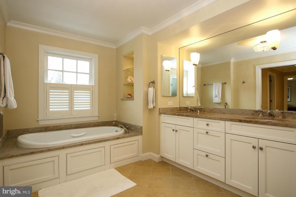 BRADMOOR - Residential