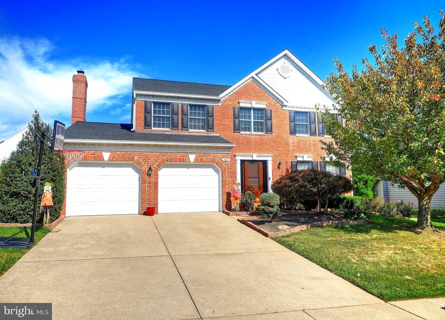 Beautiful 4 bedroom, 3.5 bathroom brick single family home in sought-after Spenceola Farms!!  Three finished levels, stainless steel appliances, granite countertops and hardwood flooring throughout the first level.  Huge finished lower level with a wide open floor and full bath with a large area to the side for storage.  Master bathroom completely remodeled, new Samsung front-loading washer and dryer, front door and roof replaced in 2018, shutters replaced in 2019, HVAC completely replaced within past five years and the water heater was replaced in 2016.  Community pool and paved walking trail included in a very reasonable HOA fee!  This home is move in ready!!  Make your appointment today!