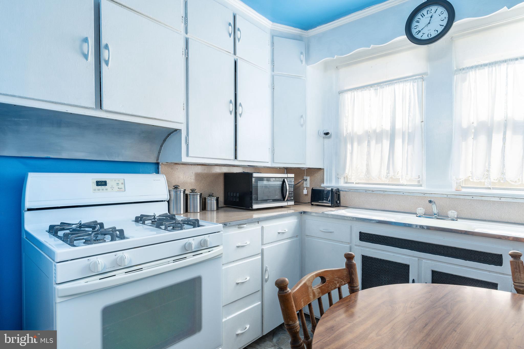 OVERBROOK - Residential