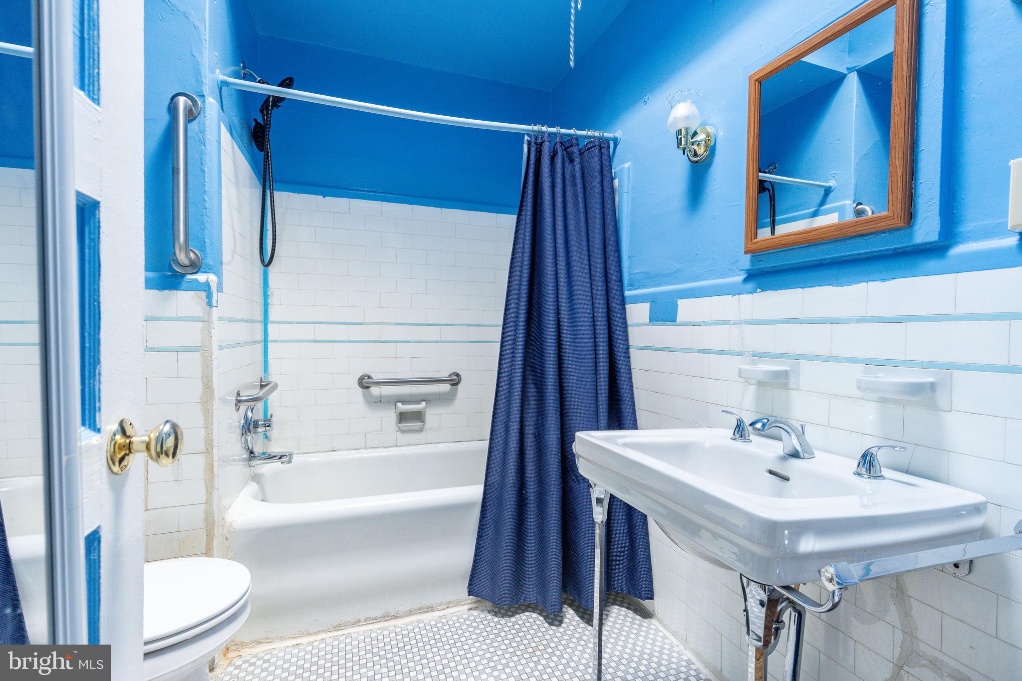 OVERBROOK - Residential