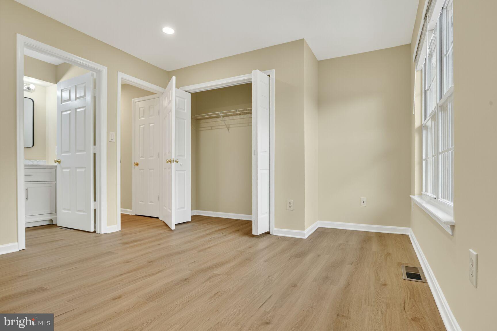 MANORS AT MCNAIR FARMS - Residential