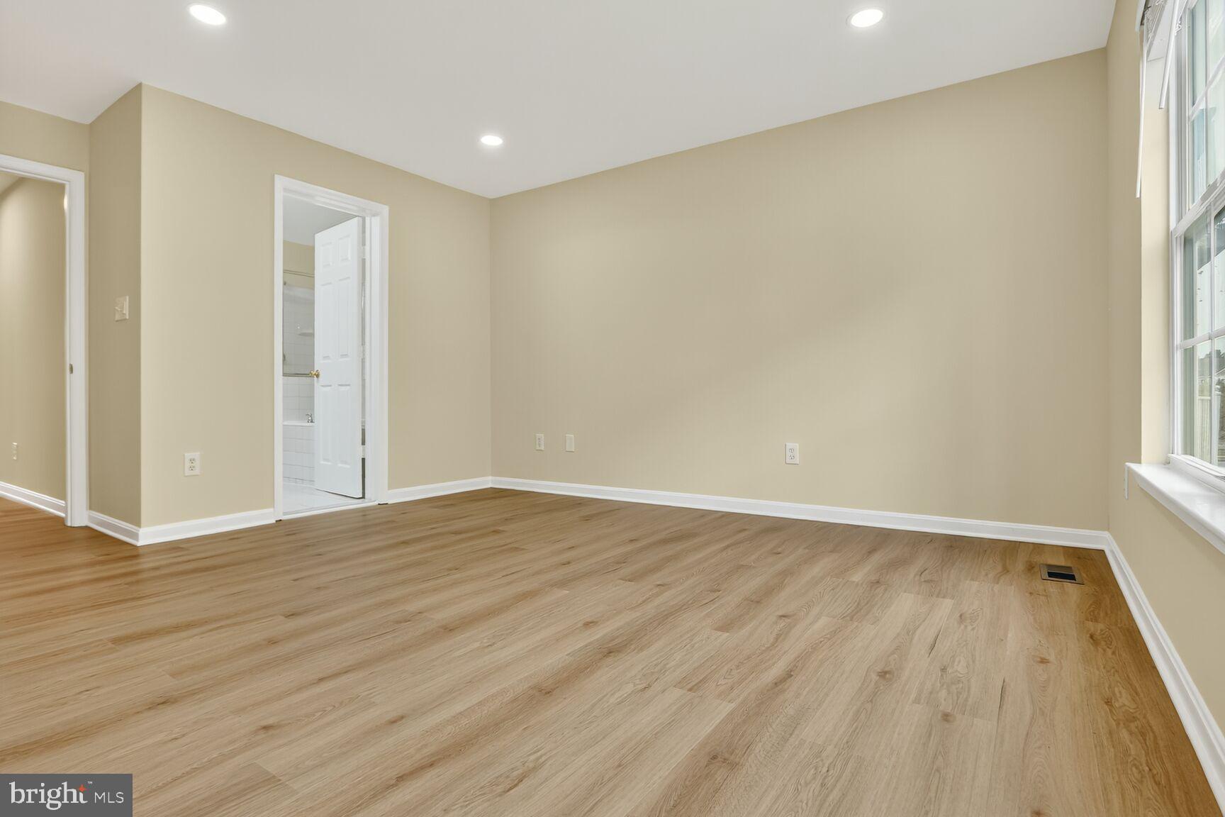 MANORS AT MCNAIR FARMS - Residential